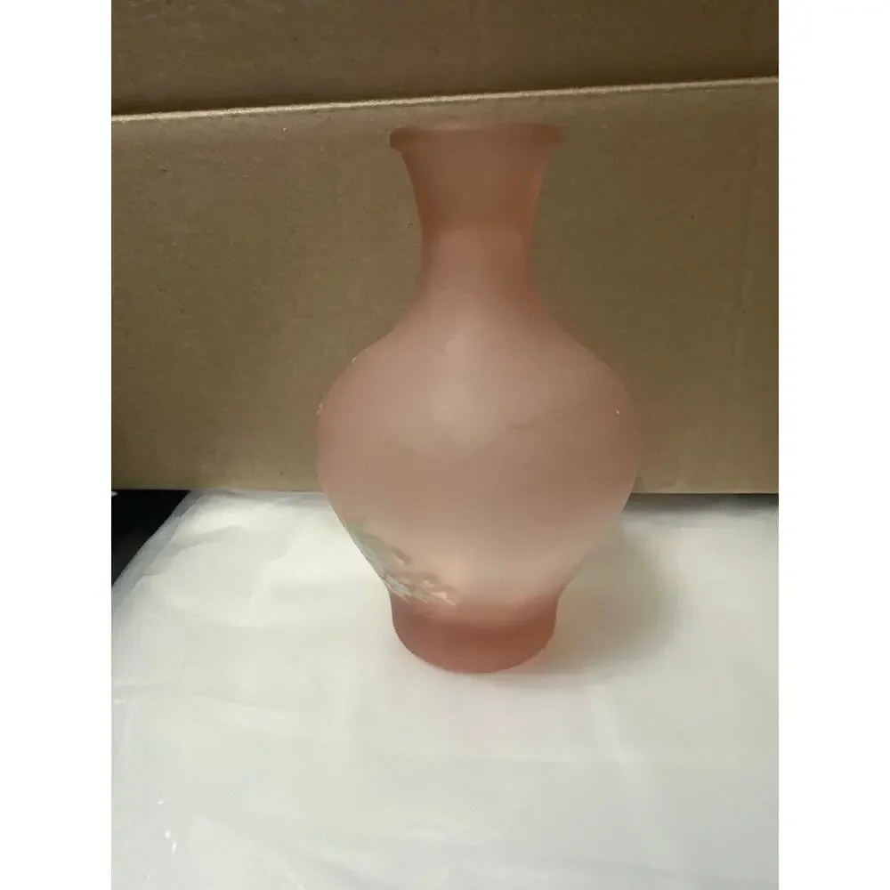 Vintage satan art glass case Pink with hand painted flowers  5” tall